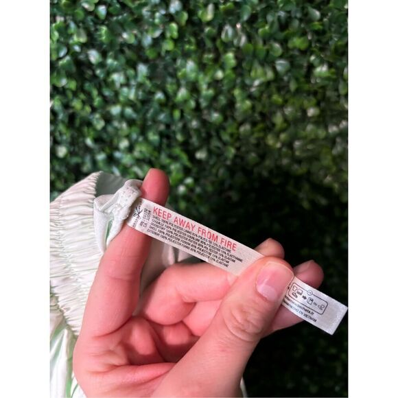 Free People Center Court Short High Rise NWT Aqua Glass Flowy Sz Small - Picture 4 of 6